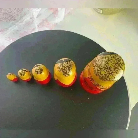 Vintage Handmade Nesting dolls - Picture 9 of 12